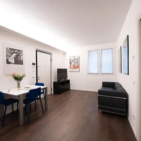 Apartament Cinema Impero Siena